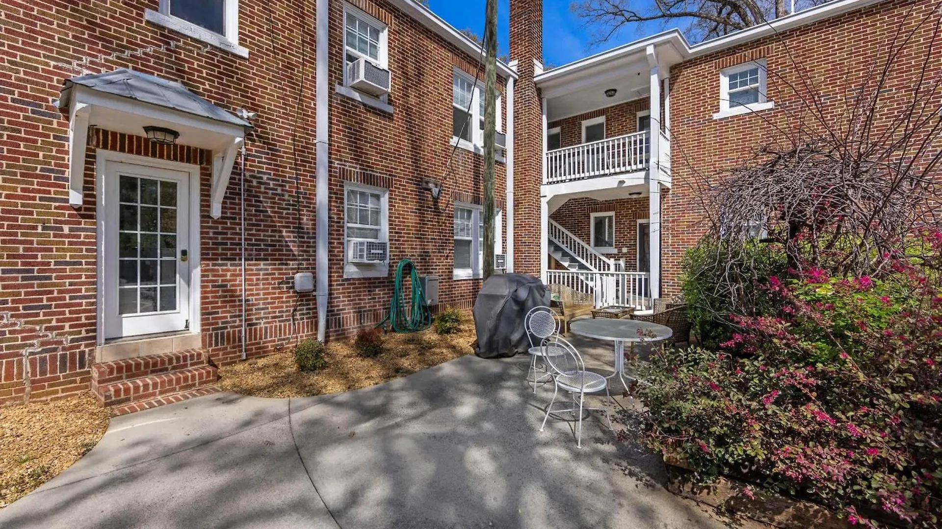 Holiday home Bright And Restful 2Br Near Uptown With Balcony Villa Charlotte United States