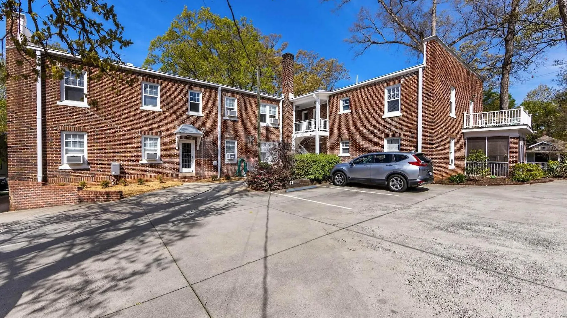Bright And Restful 2Br Near Uptown With Balcony Villa Charlotte 0*,